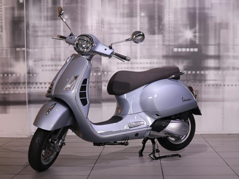 Piaggio Vespa GTS 300 HPE ABS