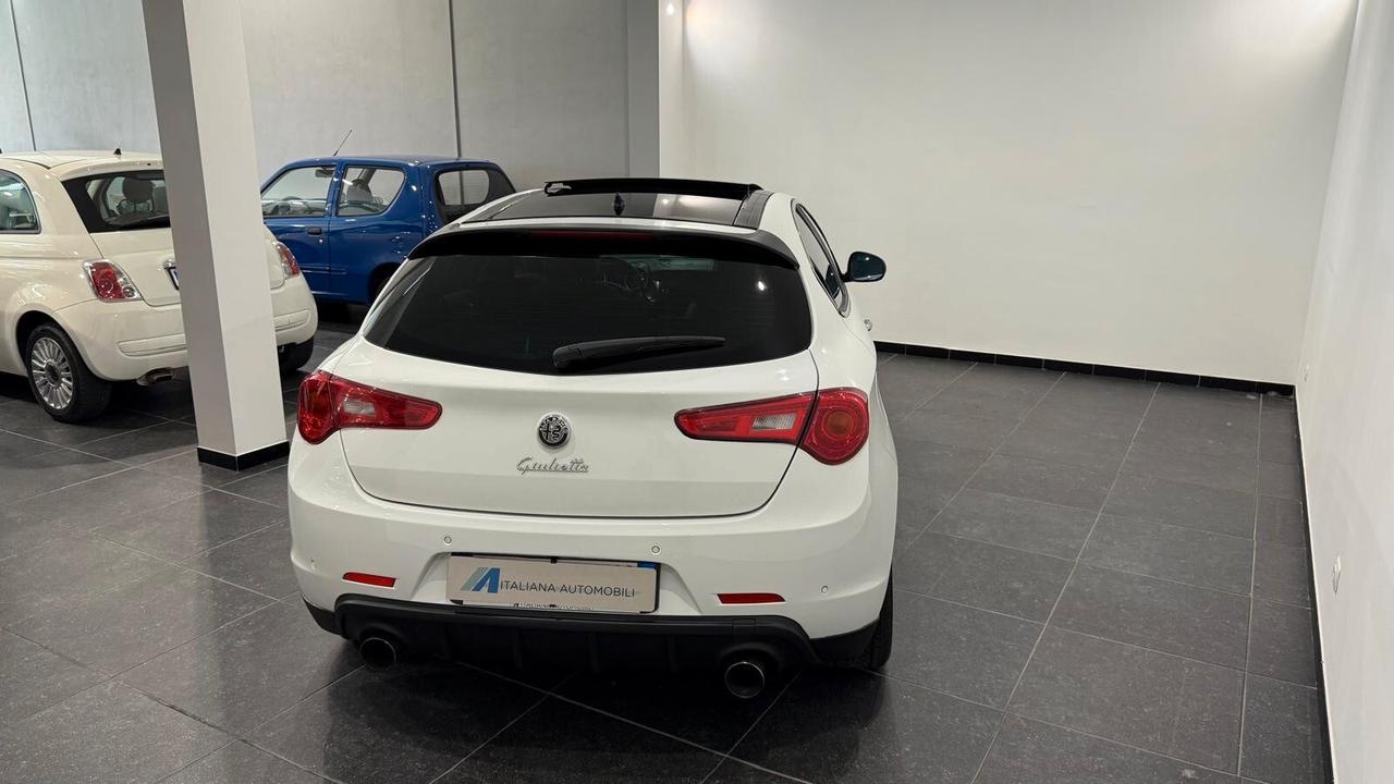 Alfa Romeo Giulietta 1750 TBi Quadrifoglio Verde | TETTO PANORAMICO | BOSE | MOTORE RIFATTO A 160.000KM