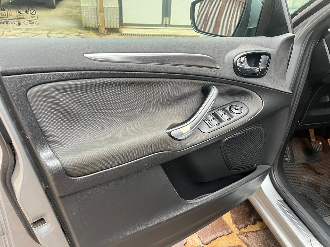 Ford S-Max 2.0 TDCi 140CV Titanium DPF