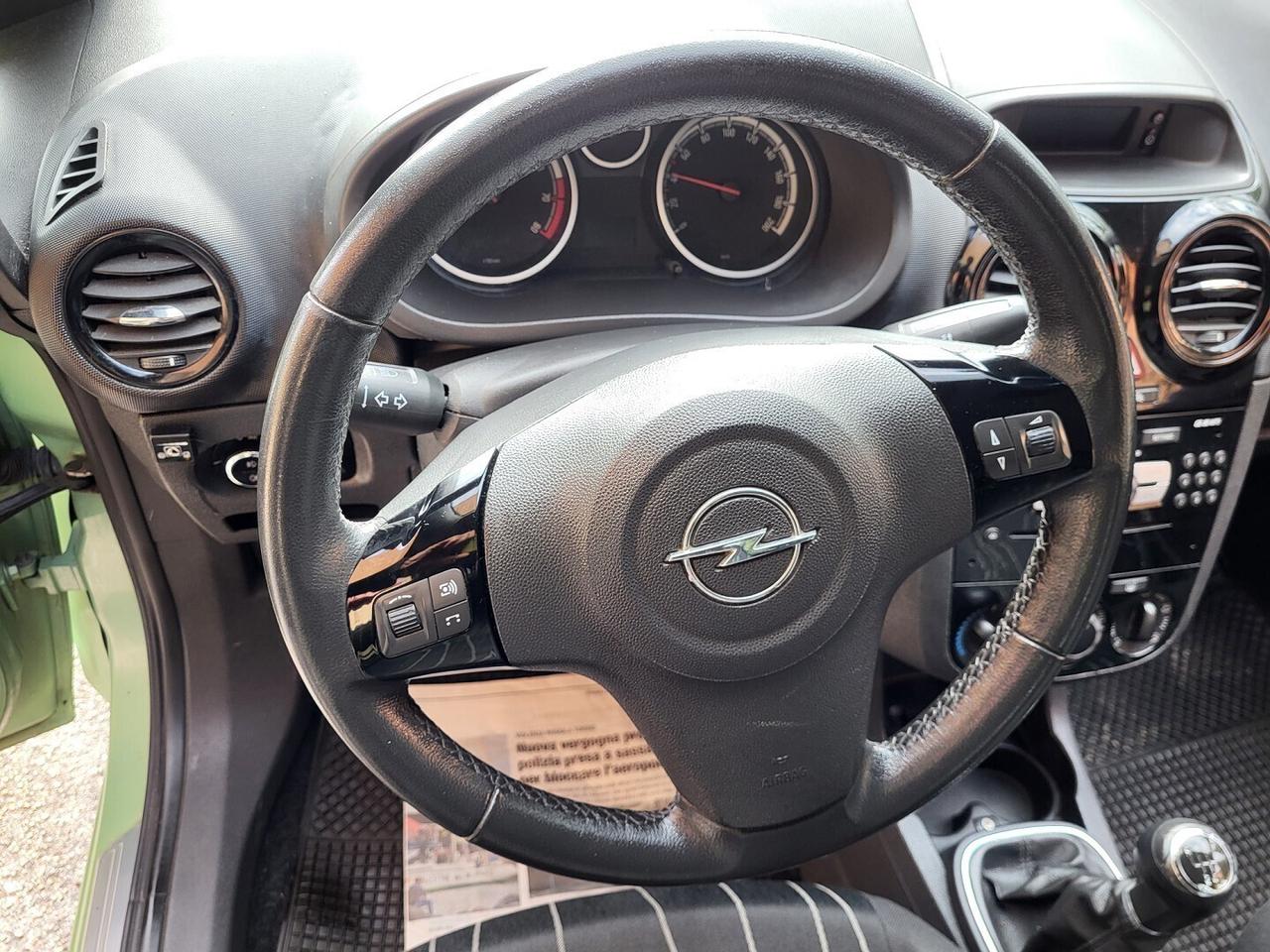 Opel Corsa 1.2 80CV 5 porte GPL-TECH Club