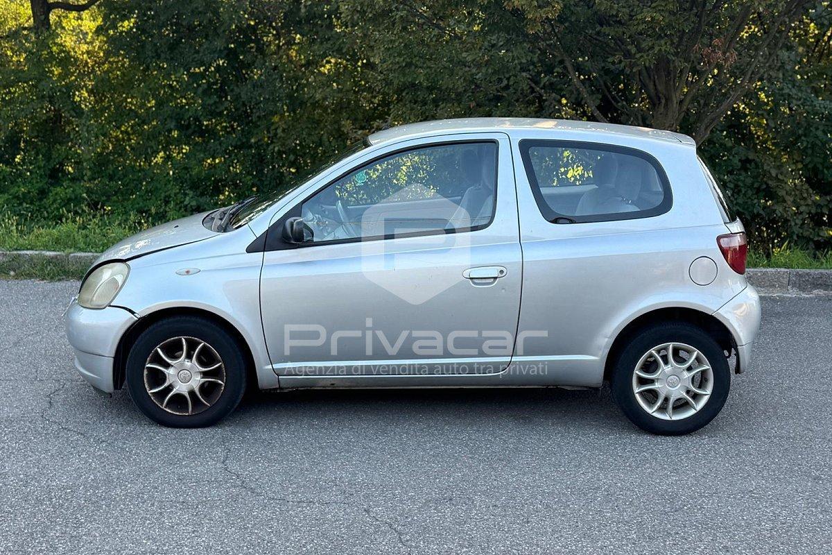 TOYOTA Yaris 1.0i 16V cat 3 porte