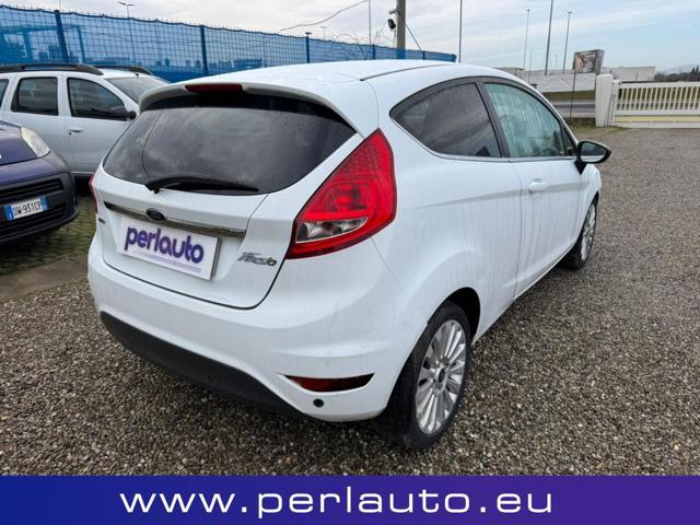 FORD Fiesta 1.6 TDCi 90CV 3 porte DPF Titanium
