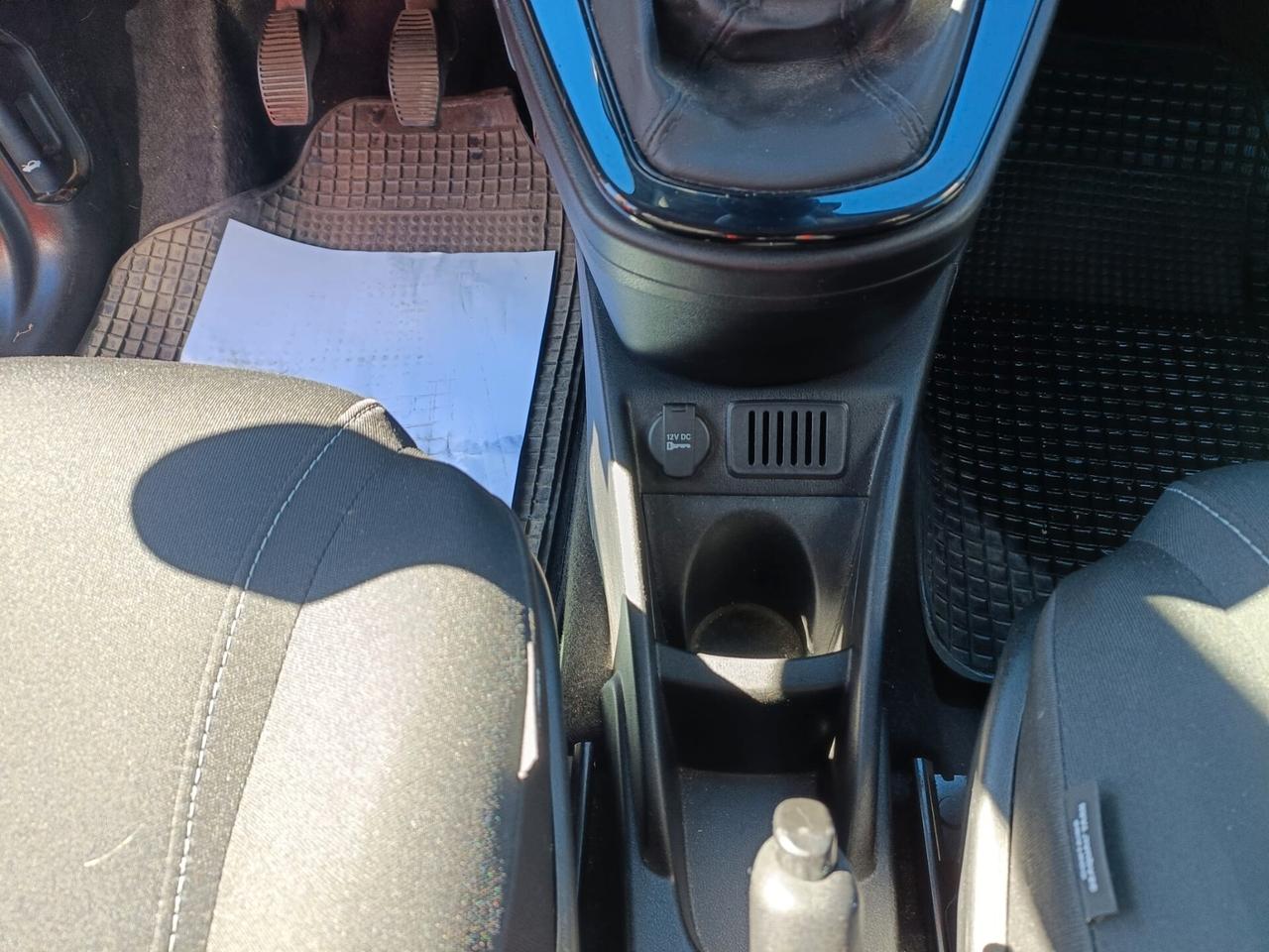 Lancia Ypsilon 1.2 69 CV 5 porte GPL Gold Plus