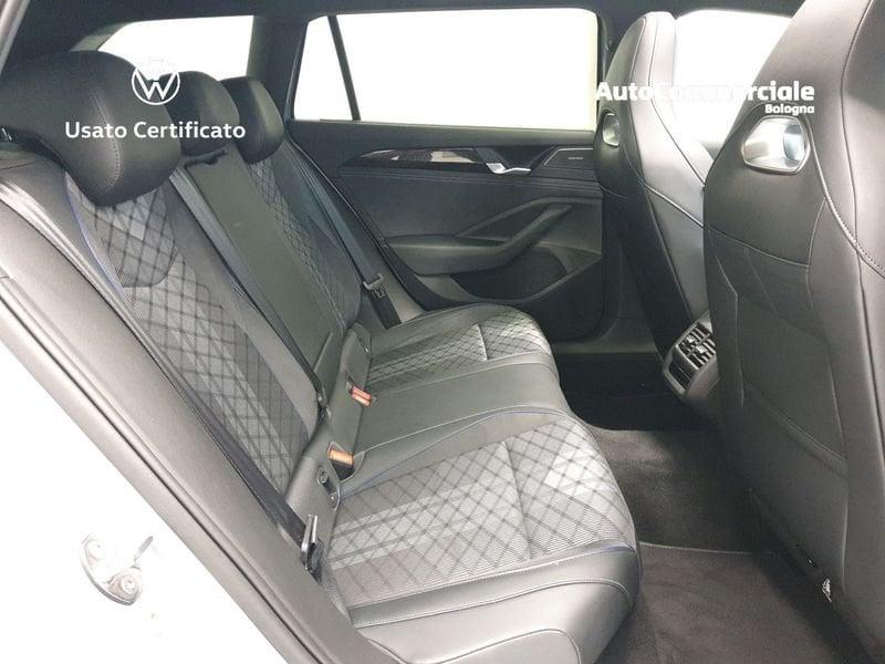 Volkswagen Passat Passat 1.5 eTSI 150CV ACT DSG R-Line Plus