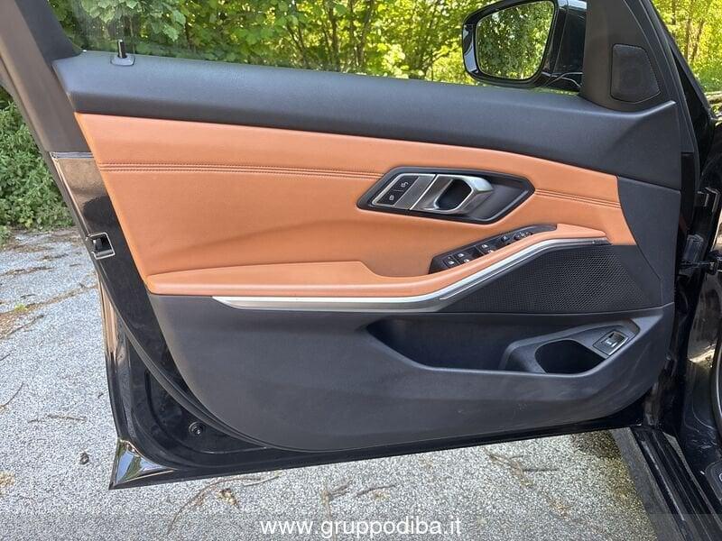 BMW Serie 3 G21 2019 Touring Diese 320d Touring mhev 48V xdrive Luxury auto