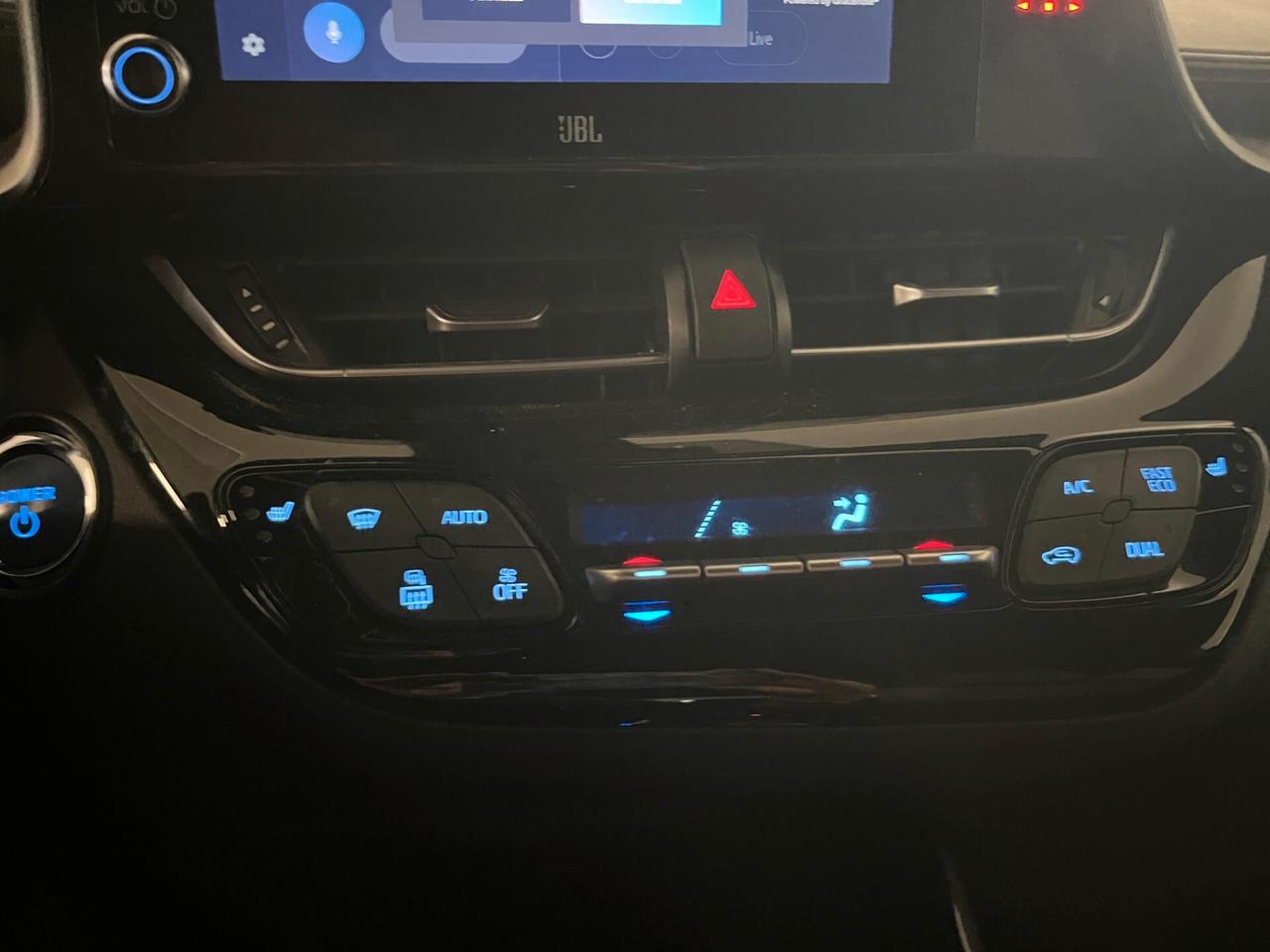Toyota C-HR 1.8 Hybrid E-CVT Lounge 122cv