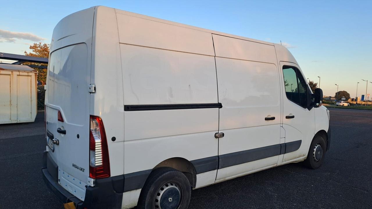 Renault Master DOPPIA PORTA LATERALE km 60.000 L2H2