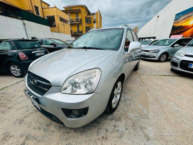 Kia Carens Kia Carens 2.0 crdi 16v vgt EX Class 7