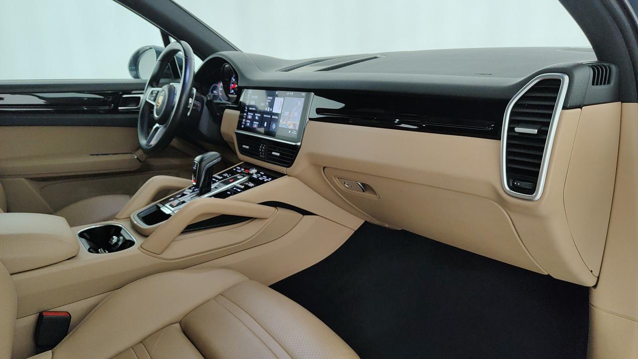 PORSCHE Cayenne 3.0 tiptronic