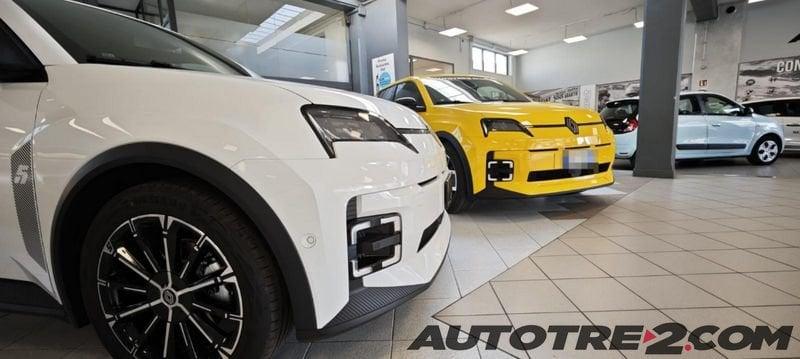 Renault 5 E-Tech Electric Renault 5 E-Tech Techno urban range 120cv A PARTIRE DA € 20.850 DETAX