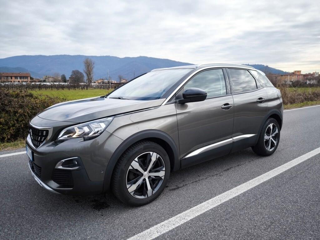PEUGEOT 3008 1,6 BLUEHDI GT LINE – CAMBIO AUTOMATICO