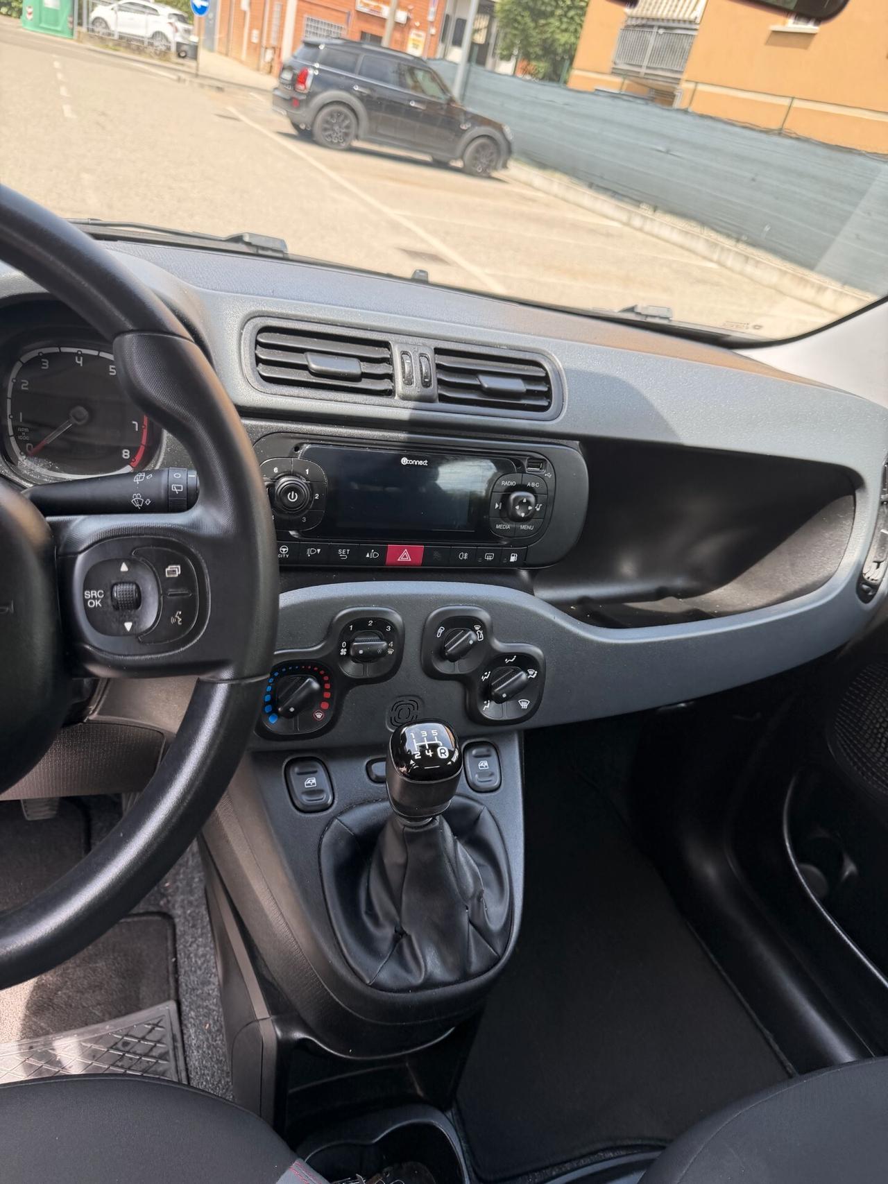 Fiat Panda 0.9 METANO - NEOPATENTATI - 12 MESI DI GARANZIA -