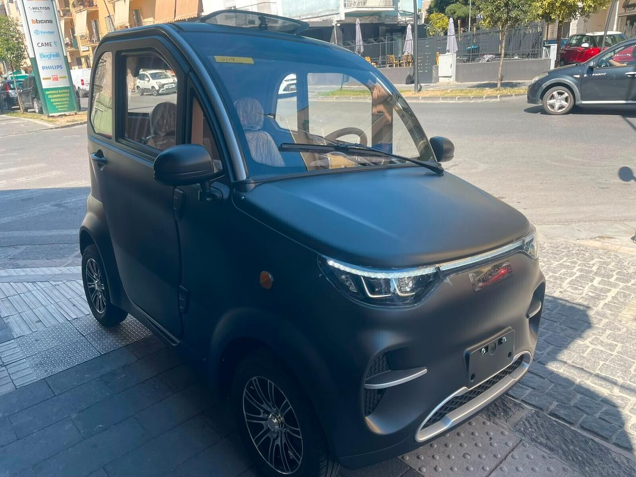 Minicar Elettrica Microfive London Pronta consegna