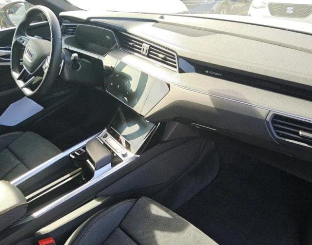 AUDI e-tron 50 quattro S line edition