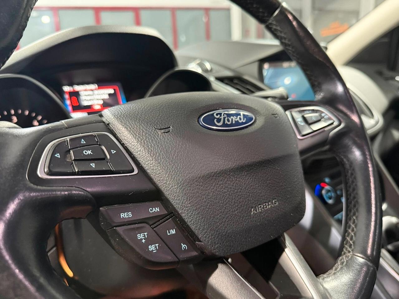 Ford Kuga 1.5 Tdci 120cv 2WD Titanium 2019