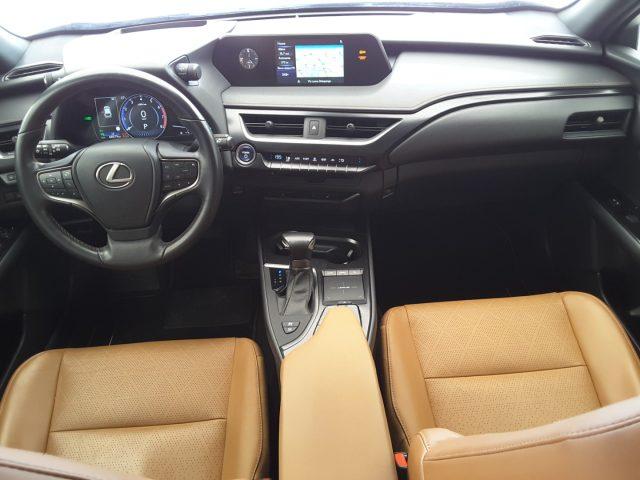 LEXUS UX 250h Hybrid 4WD Premium