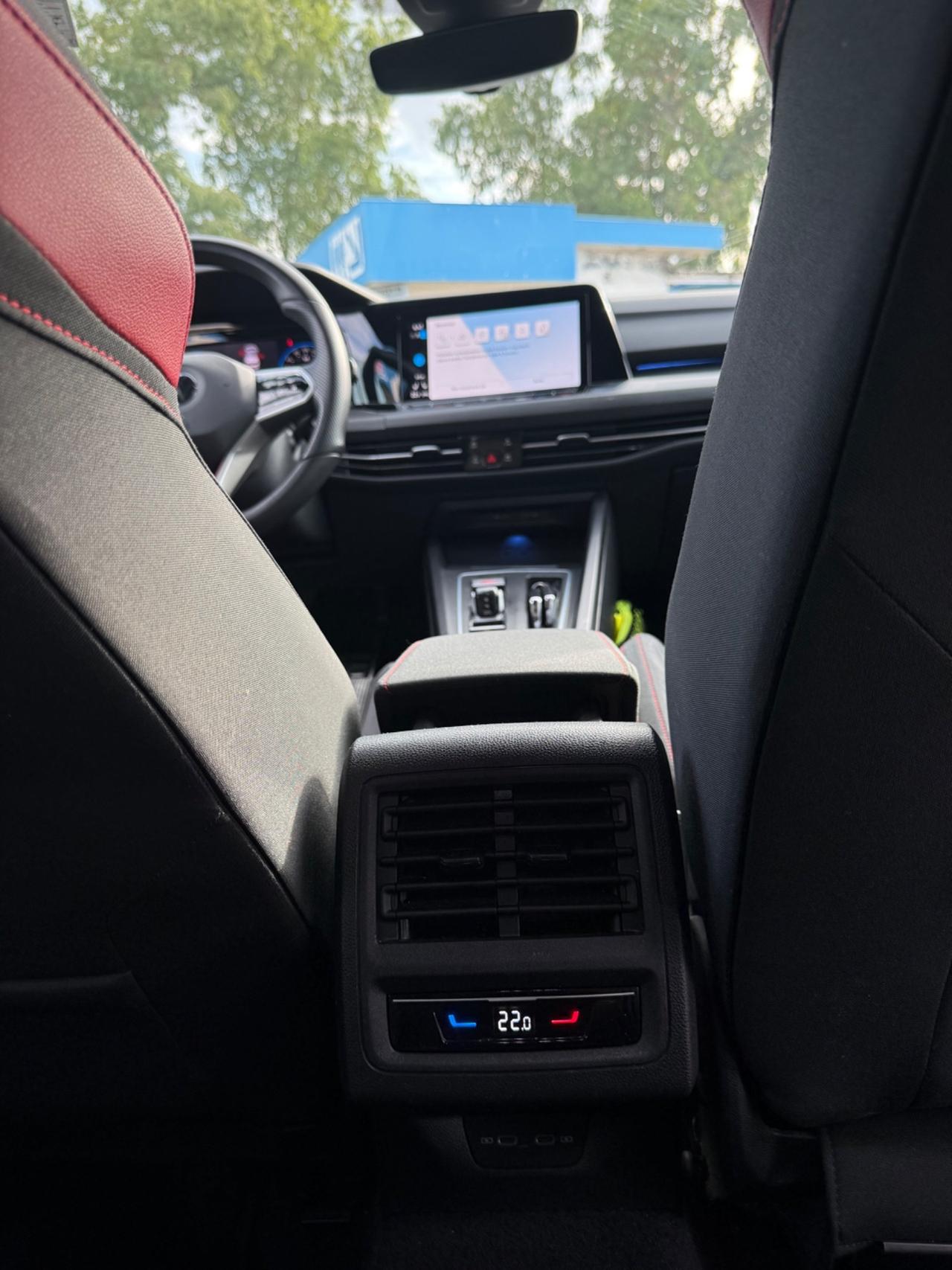 Volkswagen Golf GTI 2.0 TSI