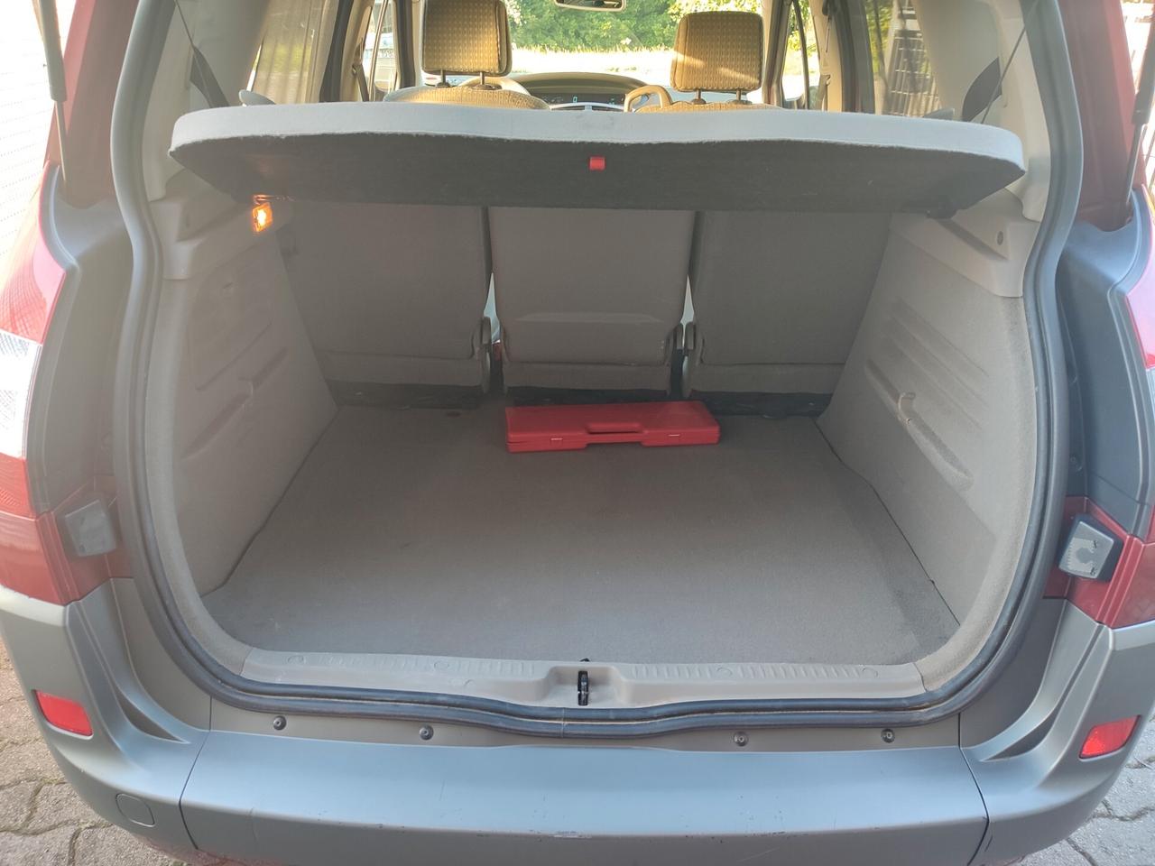 RENAULT SCENIC 1.6BENZINA POCHI KM LEGGERE