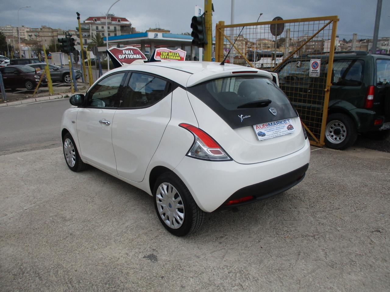 Lancia Ypsilon 1.3 MJT 16V 95 CV MOLTO BELLA 2012