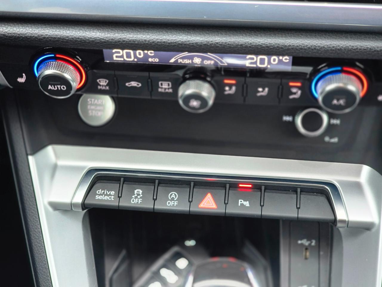 Audi Q3 35 TDI S tronic line edition gancio traino