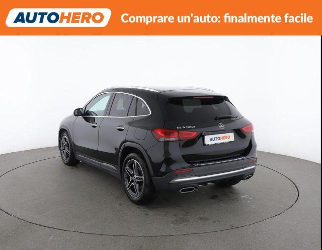 MERCEDES-BENZ GLA 180 d Automatic Premium