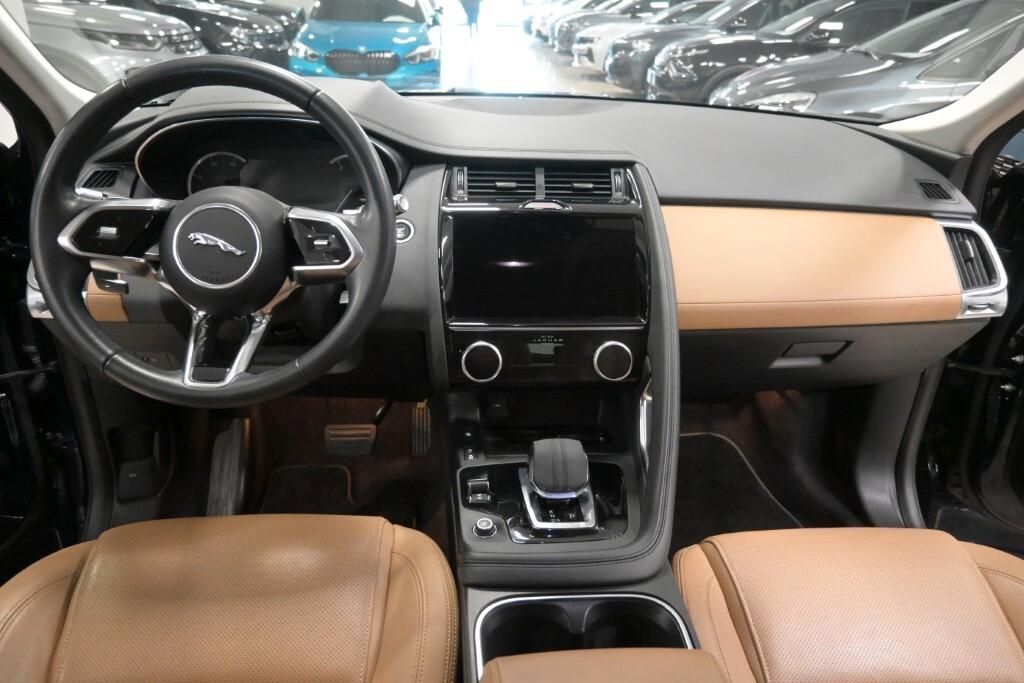 JAGUAR E-PACE 2.0D I4 204CV AUTO AWD SE ( FARI LED - PELLE - CRUISE - NAVI - MIRROR - PDC - TELECAMERA POST. - CERCHI 19 )