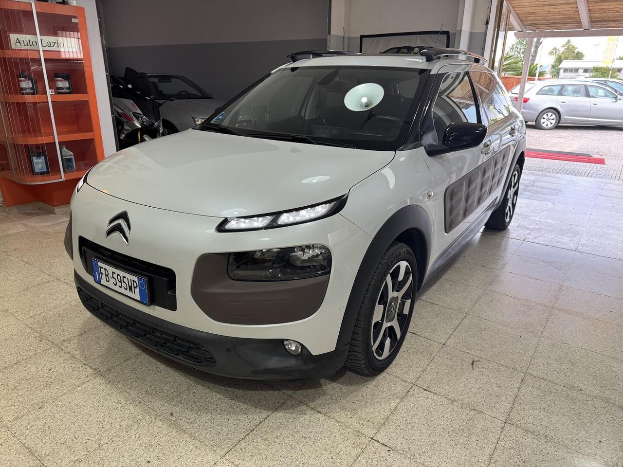 Citroen C4 cactus 1.2 Autom. cv. Tetto-Navigat.