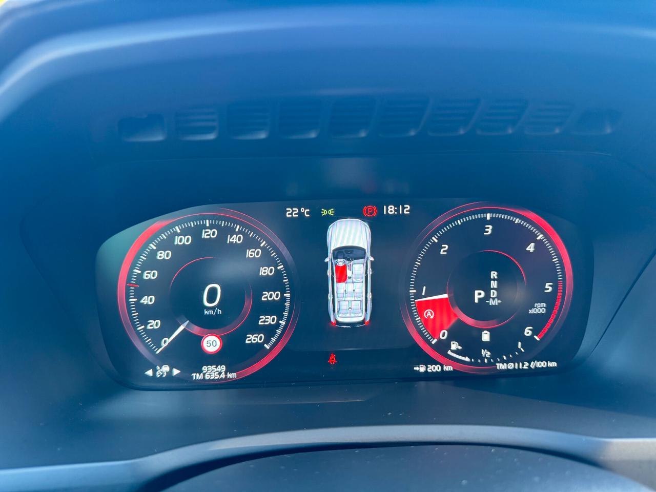 Volvo XC 90 XC90 B5 (d) AWD Geartronic 7 posti R-design