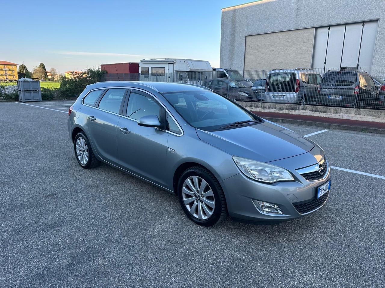 Opel Astra 1.7 CDTI 110CV Sports Tourer Cosmo