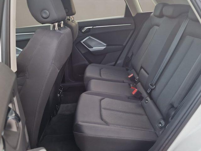 AUDI Q3 35 TDI S tronic Business Advanced