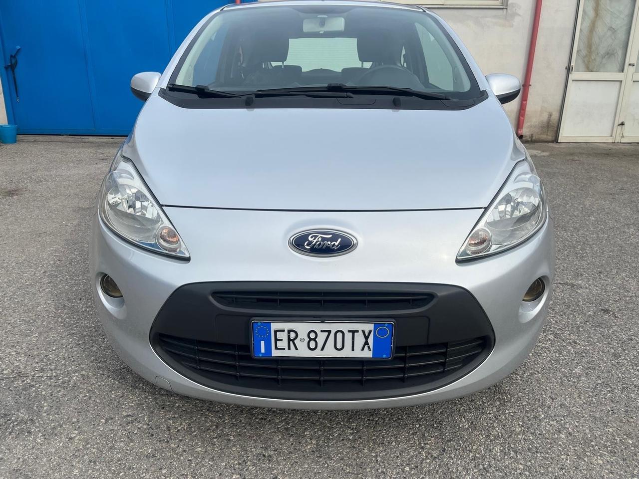 Ford ka 1.2 benz .-full opt-2013