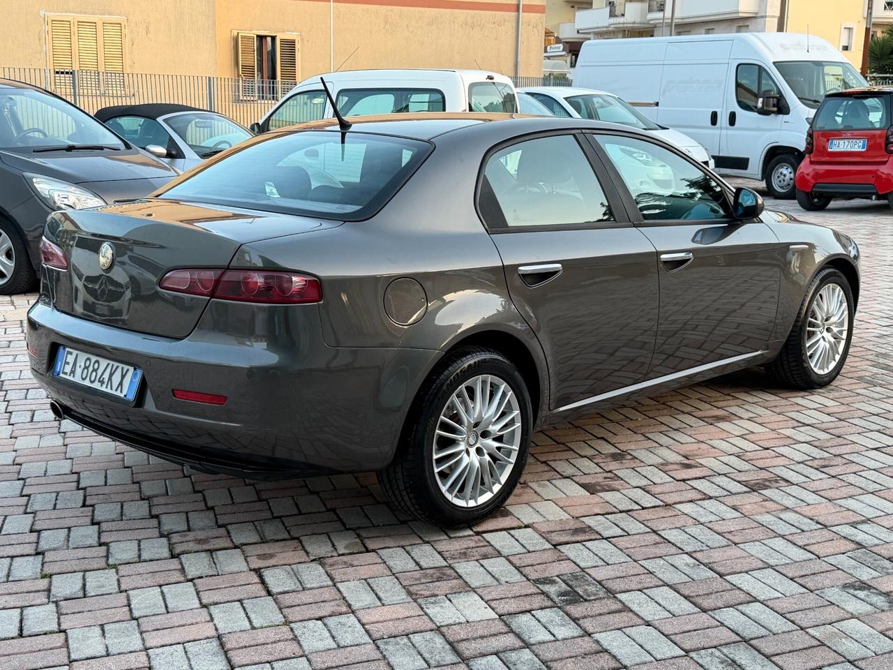Alfa Romeo 159 2.0 JTDm 136 CV Progression