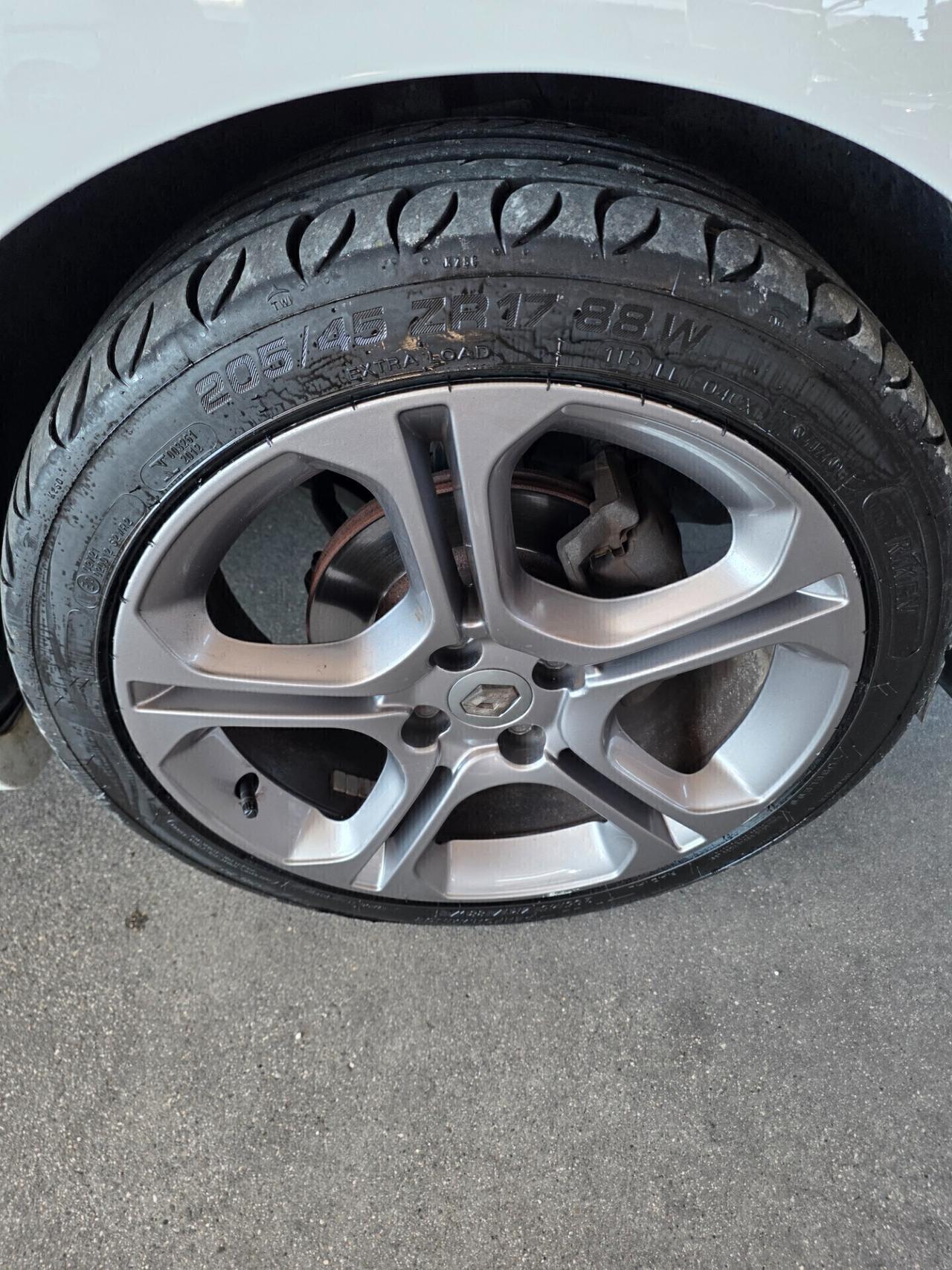 Renault Clio 1.2 GT 120CV AUTOMATICA finanziabile