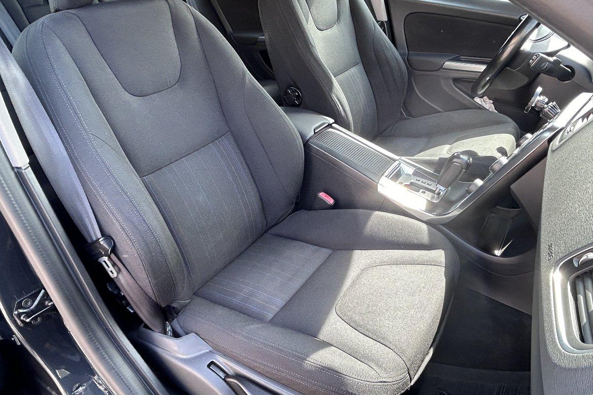 VOLVO V60 D3 Geartronic Kinetic