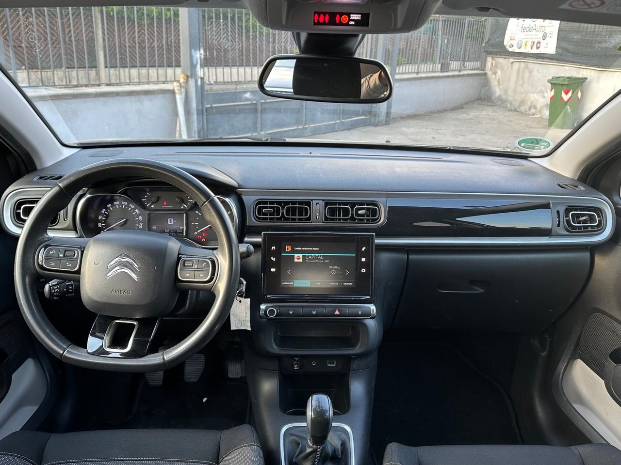 Citroen C3 PureTech 1.2 Benzina 82cv Shine Anno 2017