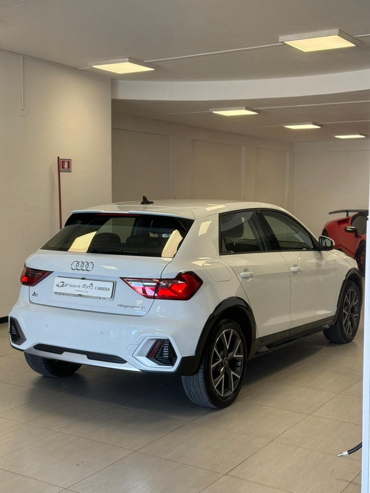 Audi A1 citycarver 25 TFSI Admired