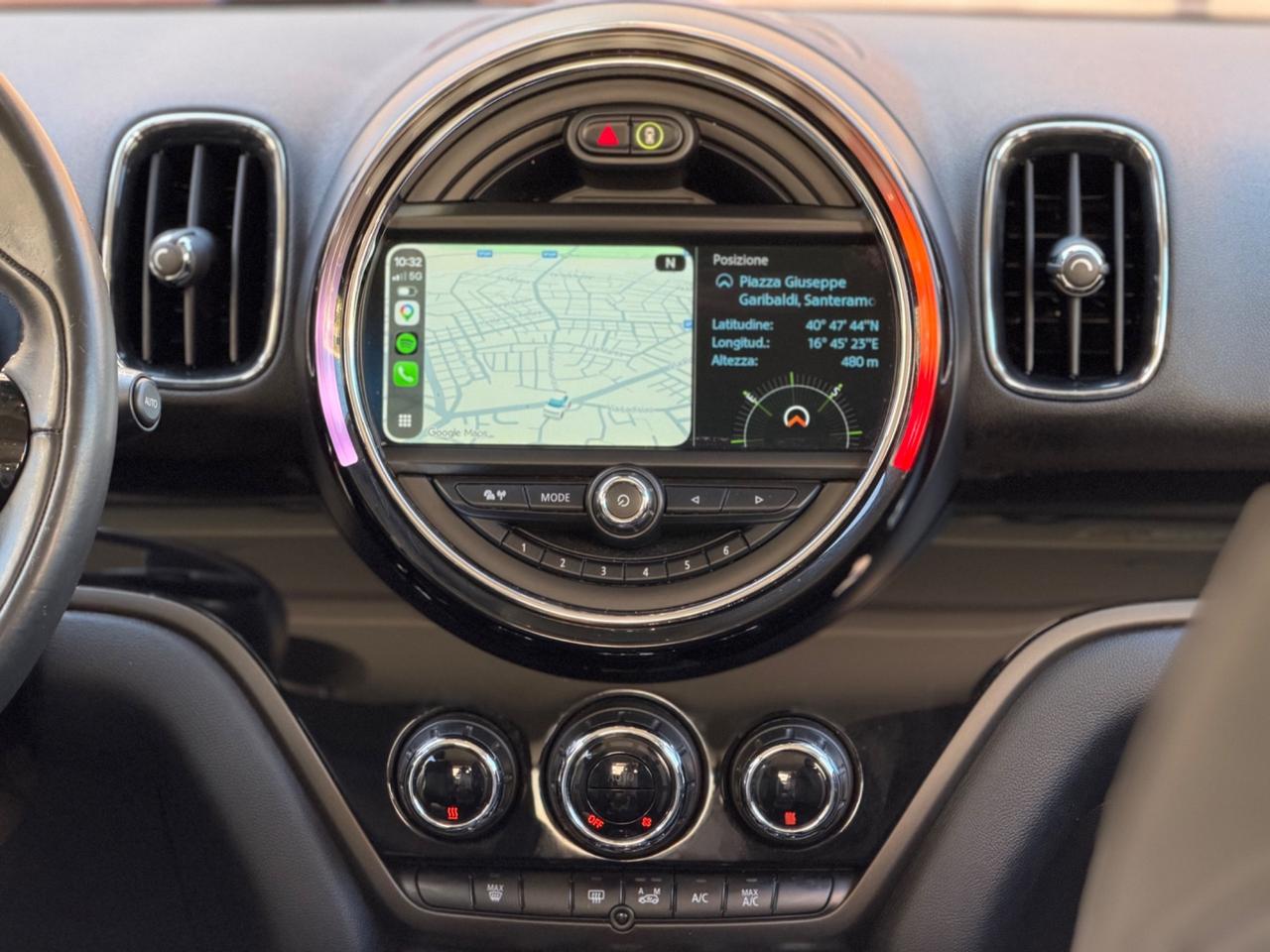 Mini Cooper D Countryman 2.0 Hype LED CARPLAY
