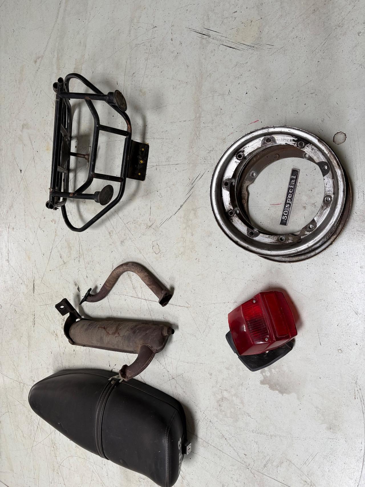 Vespa 50 Revival (V5R1)