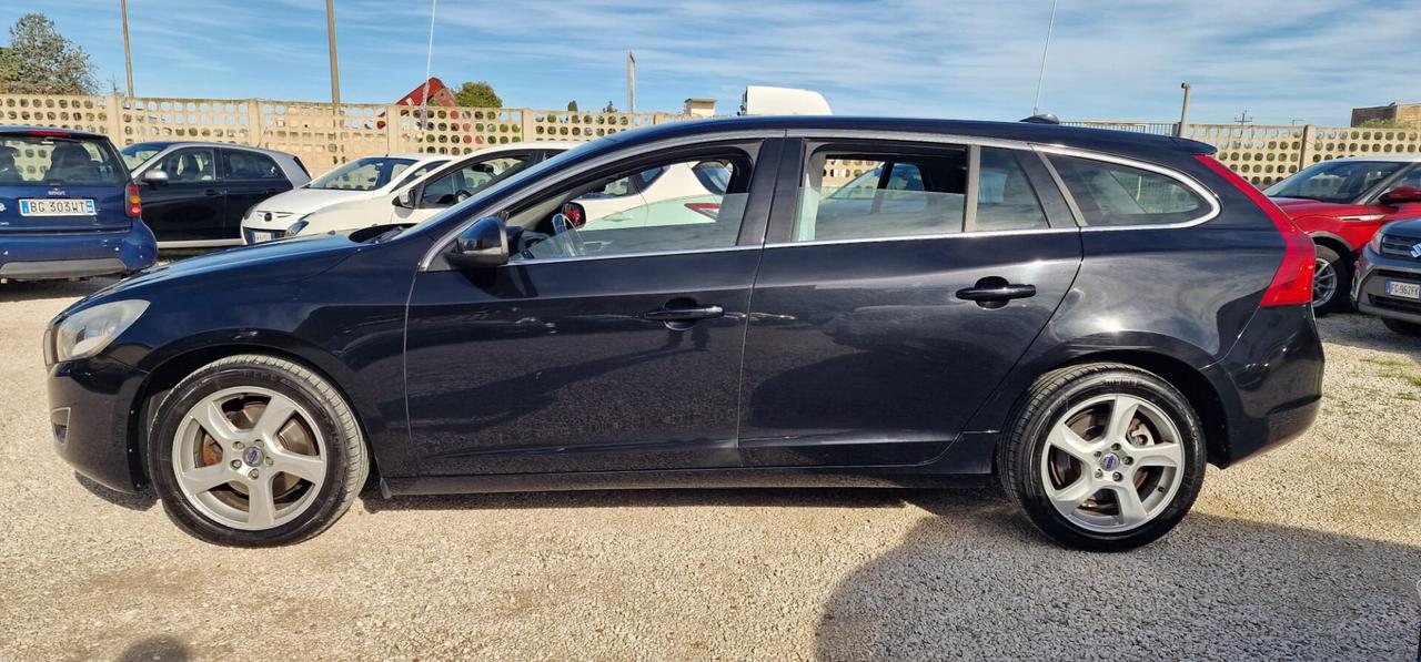 Volvo V60 D3 Geartronic Summum 2012 CRONO CASA MADRE