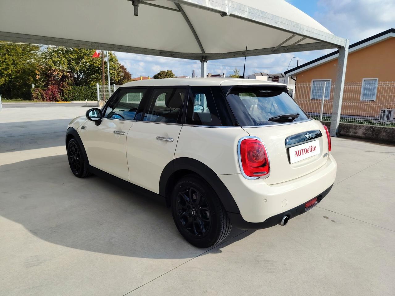 Mini Cooper D 1.5 5 Porte
