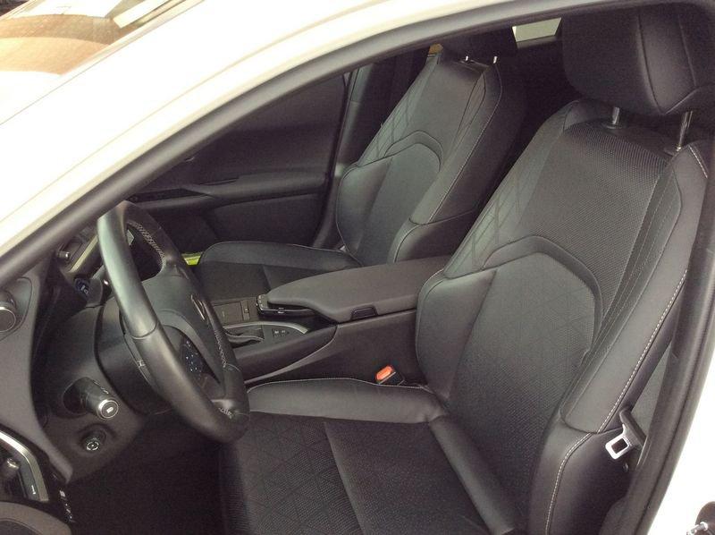 Lexus NX NX Hybrid 4WD Luxury