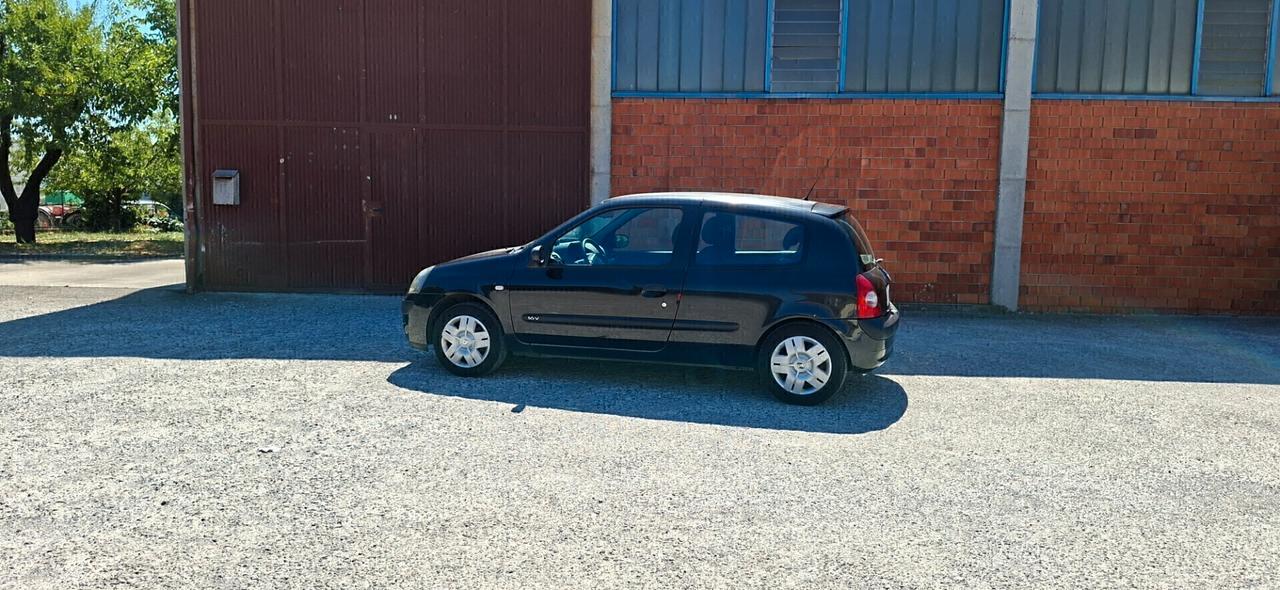 CLIO 1.2 FULL IDEALE X NEOPATENTATI