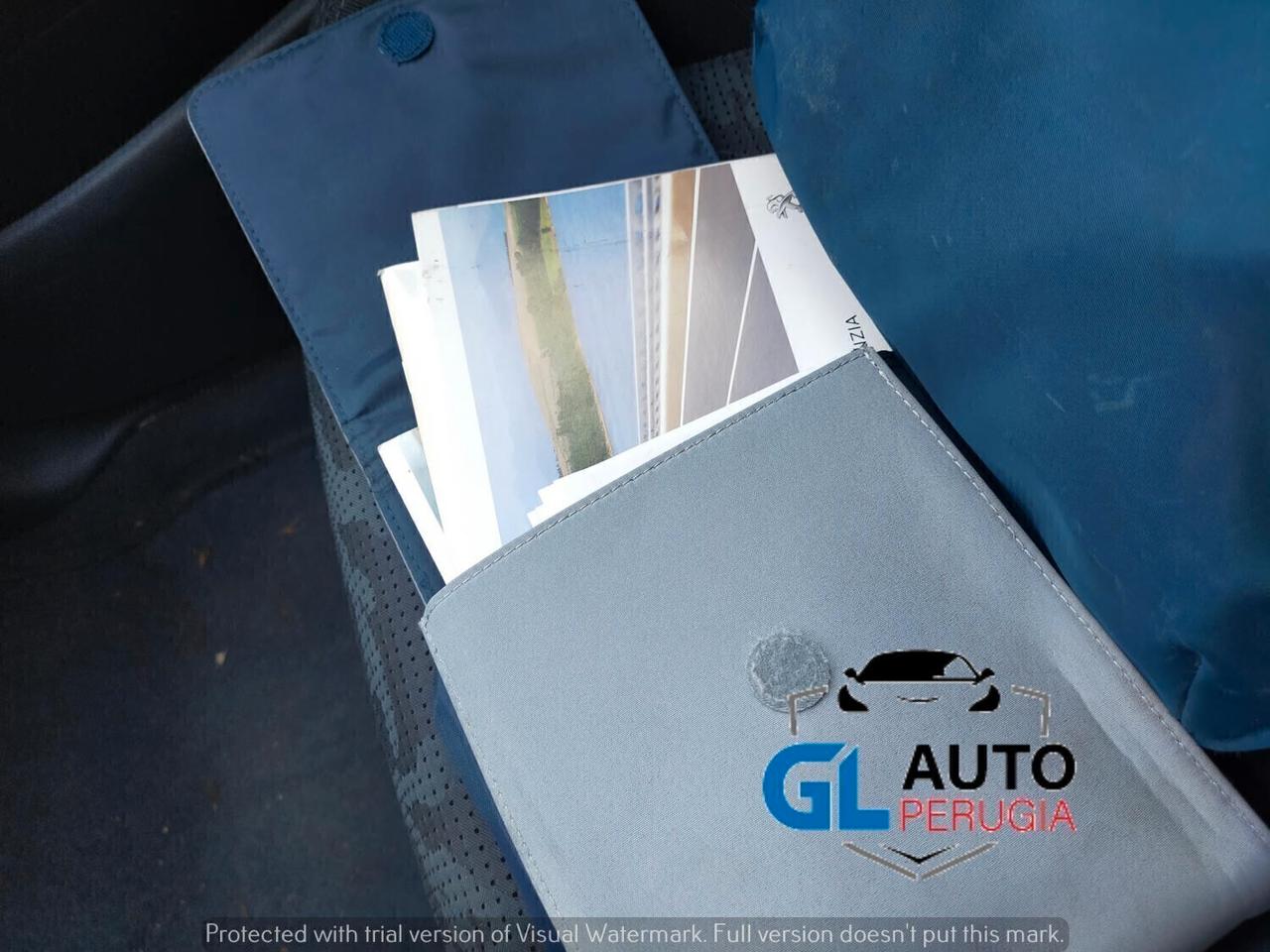 PEUGEOT 3008 1.6 HDI automatica con Grip Control Full opt