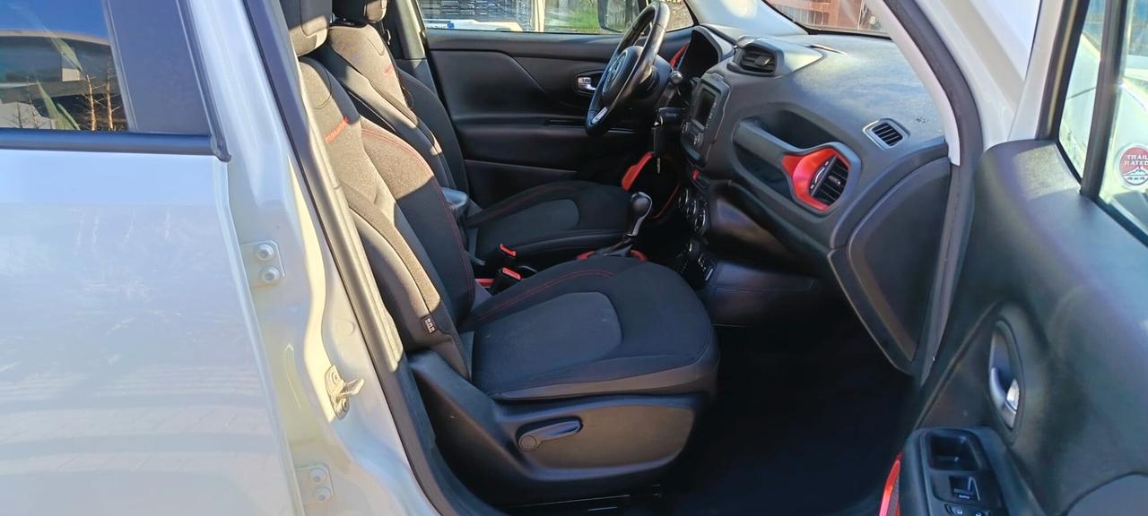 Jeep Renegade 2.0 Mjt 170CV 4WD Active Drive Low Trailhawk