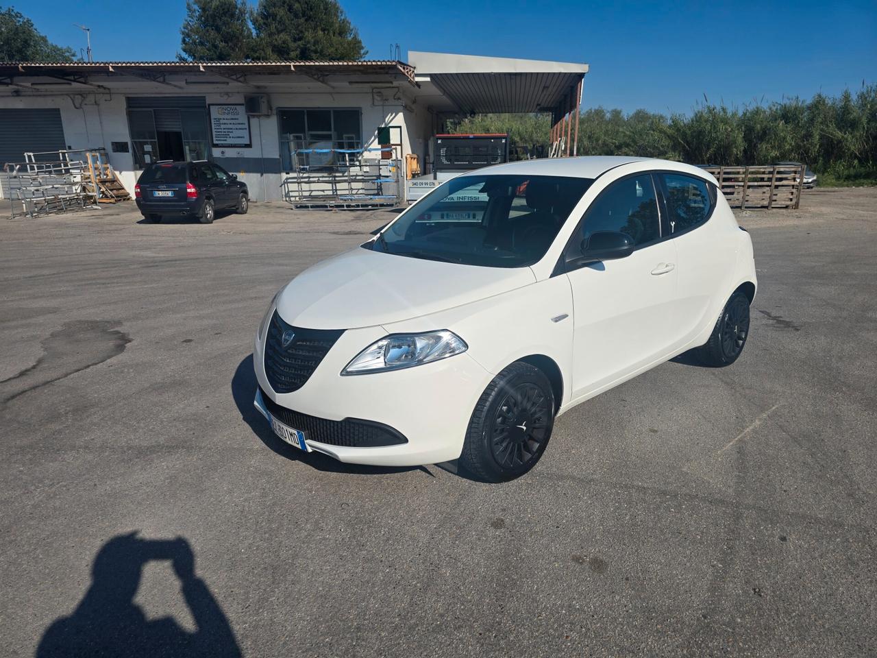 Lancia Ypsilon 1.2 69 CV 5 porte GPL Ecochic Gold