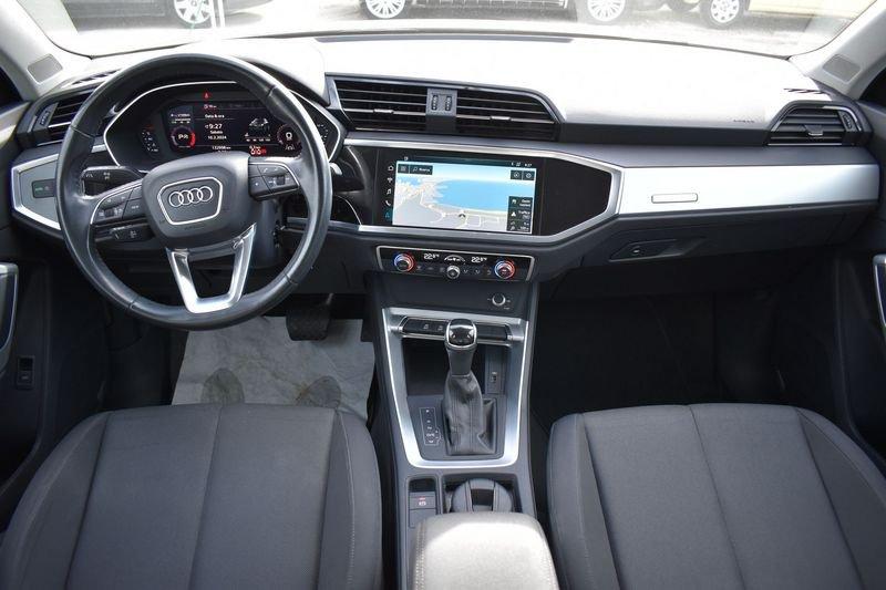 Audi Q3 35 TDI S tronic Business