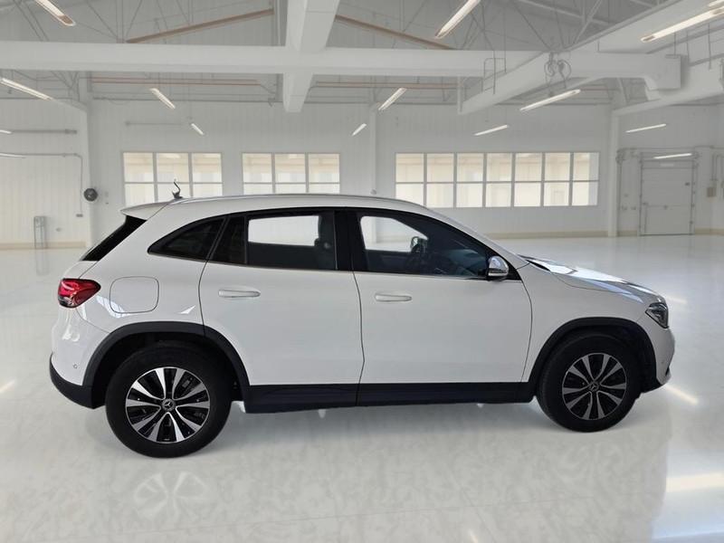 MERCEDES-BENZ GLA 250 AUTOMATICO EQ-POWER BUSINESS EXTRA CROSSOVER