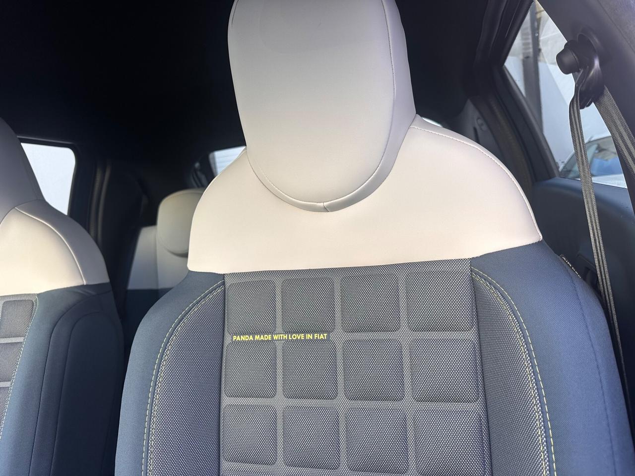 Fiat Grande Panda 1.2 Hybrid 110 CV S&S La Prima