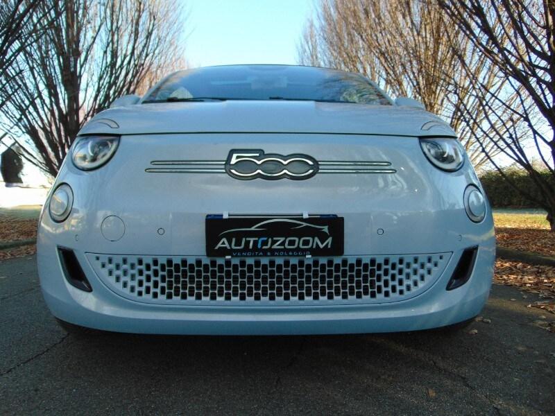 FIAT 500 (2020-->) 500e Berlina 42 kWh La Prima