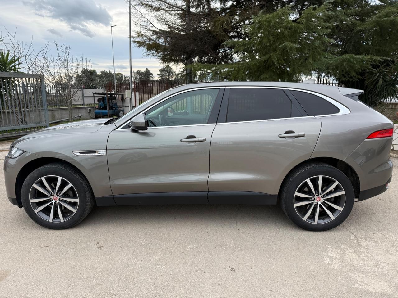 Jaguar F-Pace 2.0 quattro 240 CV AWD Portfolio 4x4
